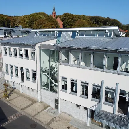Apartmenthaus Zum Stadthafen 8 *
